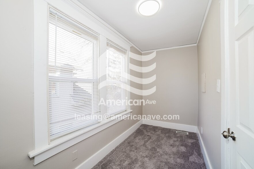 Building Photo - 2110 North North Street