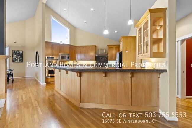 Building Photo - 16075 SE Winterborne Ct