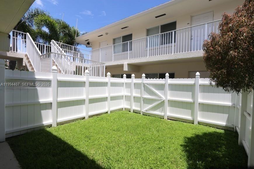 Building Photo - 1878 NE 46th St