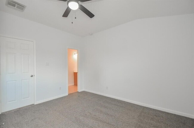 Building Photo - 26538 Marble Point Ln