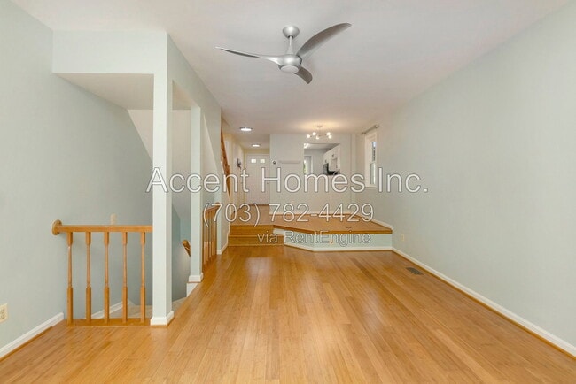 Building Photo - 5818 Wescott Hills Way