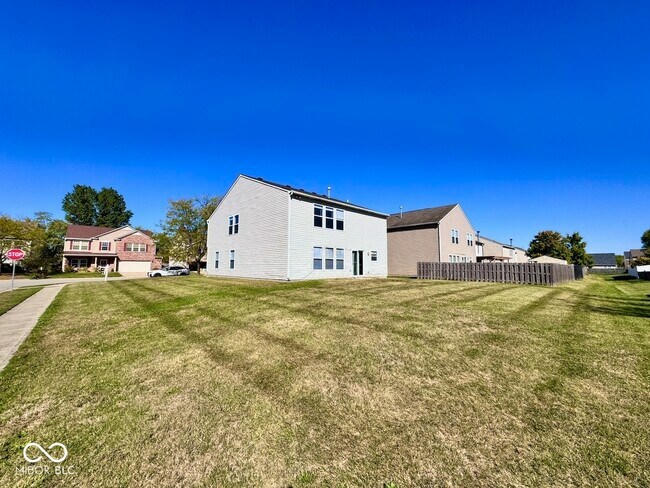 Building Photo - 12431 Teacup Way