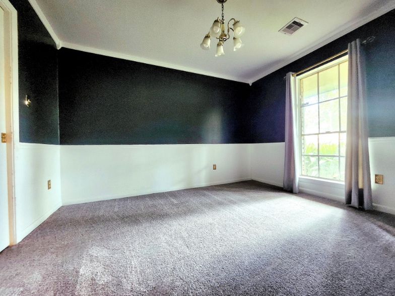 Building Photo - 5861 MacArthur Blvd