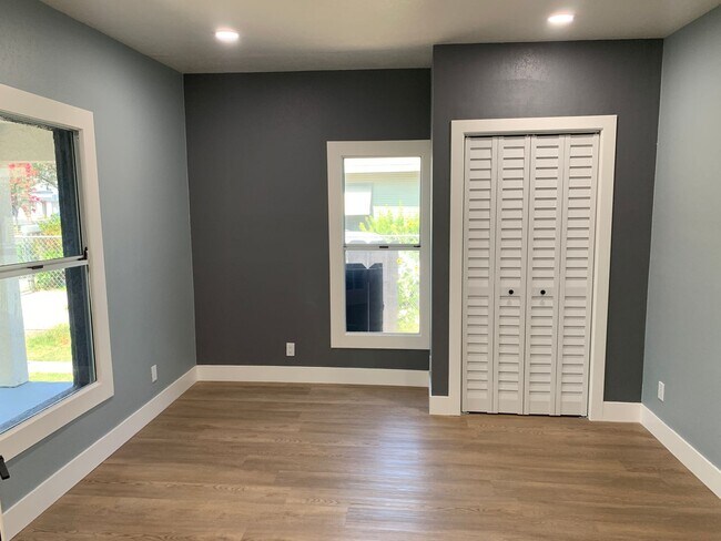 Building Photo - Beautifully Remodeled  4 Bedroom Home In A Desirable Location In Turlock!!