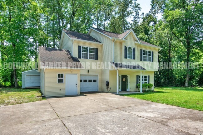Building Photo - 1601 Bush Rd