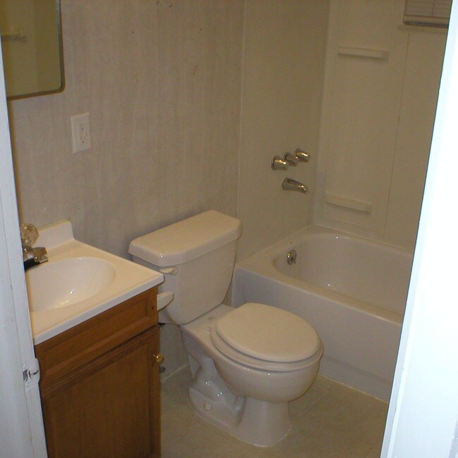 Marysville Apartments 500520 W Third St Marysville OH 43040