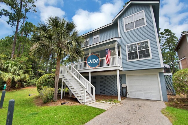 Building Photo - Beautifully Renovated Home in The Gatherin...