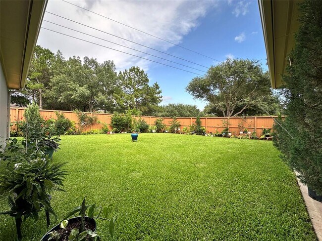 Building Photo - 26302 Eden Point Ct