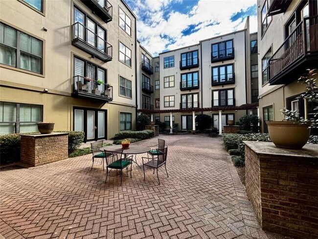 Building Photo - 5300 Peachtree Rd