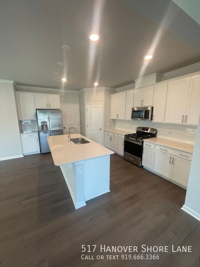 Building Photo - 517 Hanover Shr Ln