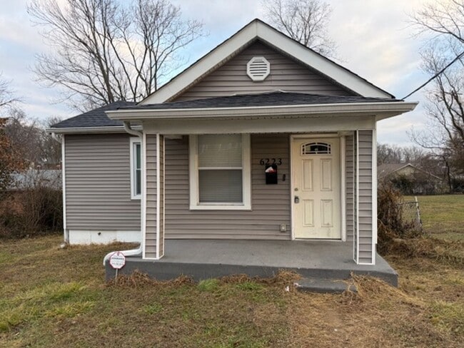 Building Photo - Lovely 2 Bedroom / 1 Bath for Rent - Section 8 Welcome