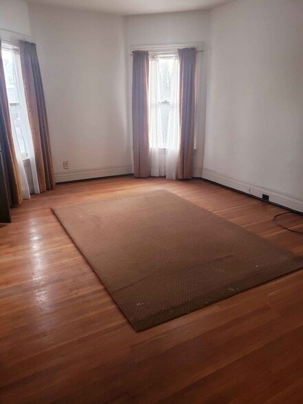 Bedroom 2 - 207 Lancaster Ave