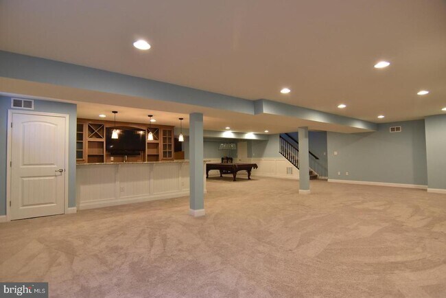 Building Photo - 16058 Rockport Dr