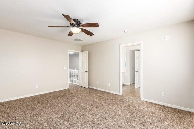 Building Photo - 18606 W Sunnyslope Ln