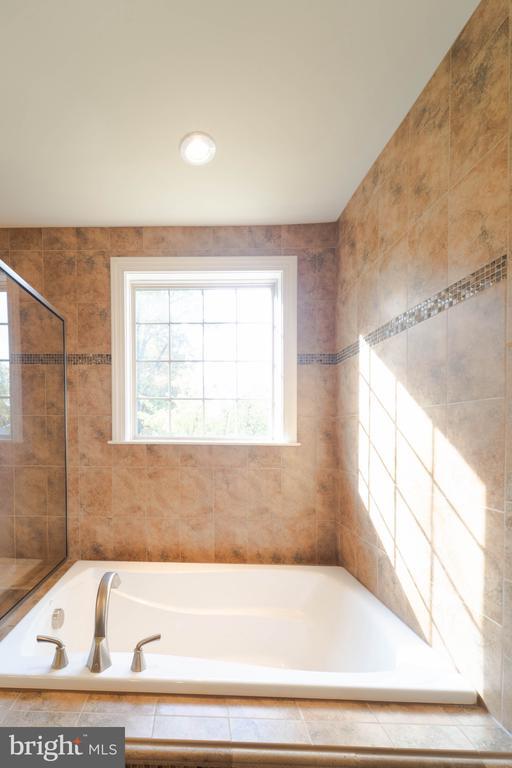 Building Photo - 14564 Riverwind Terrace