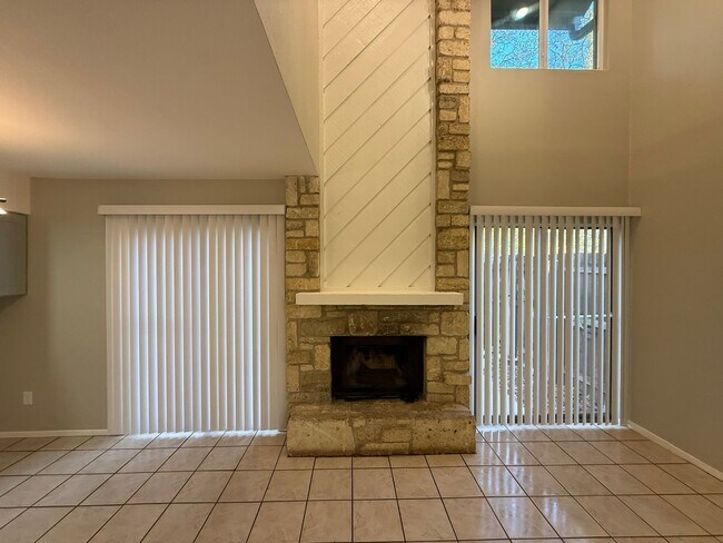 Building Photo - Yuhashi Properties1 (1606 Waterloo Trl)