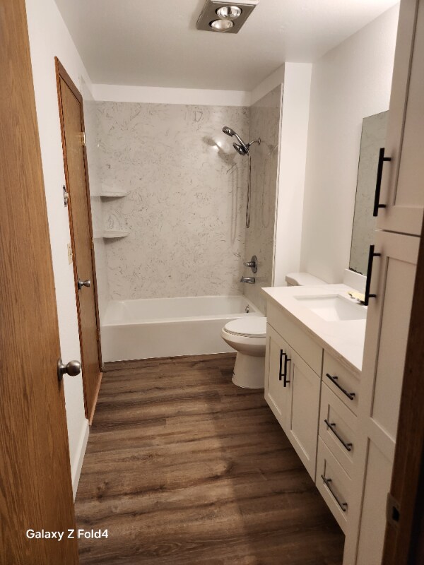 Building Photo - 237 176th St E