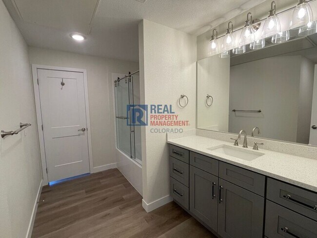 Building Photo - 18645 Stroh Rd