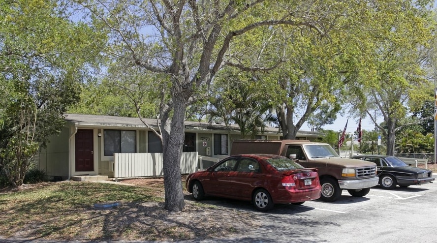 Building Photo - Jupiter Cove I