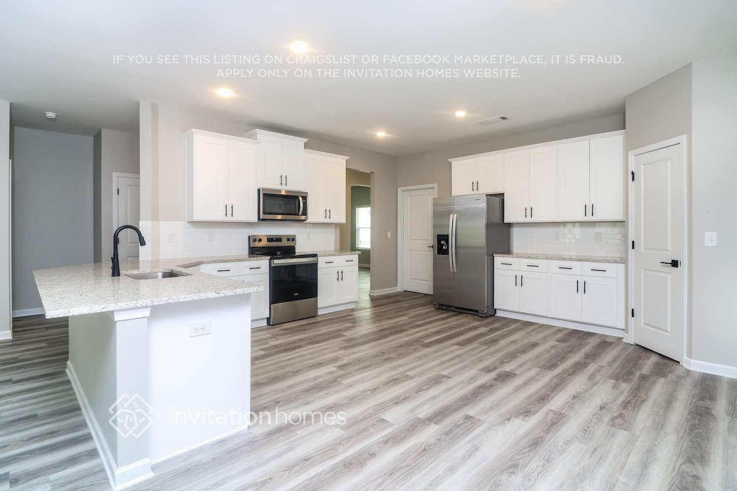Building Photo - 3121 Azteca Wy