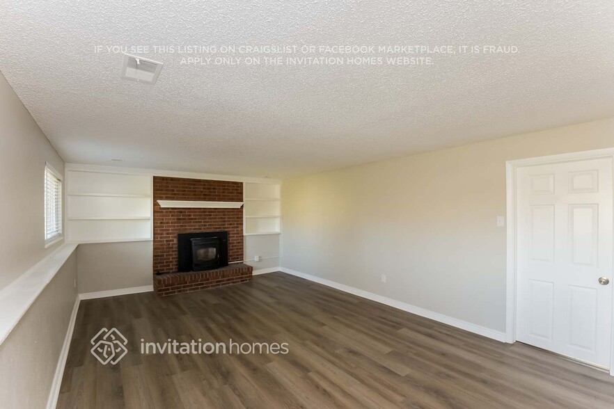 Building Photo - 9853 W 74th Way