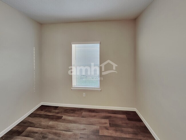 Building Photo - 123 Edge Pk Trl