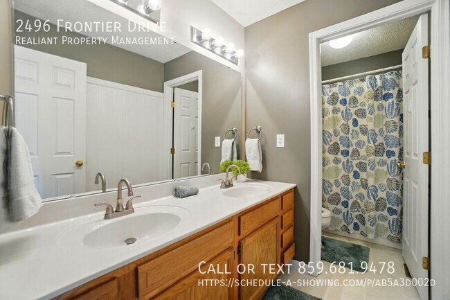 Building Photo - 2496 Frontier Dr