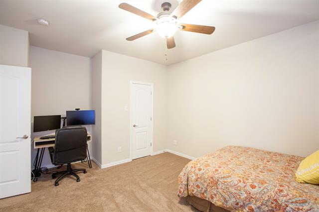 Building Photo - 907 Birchwood Dr