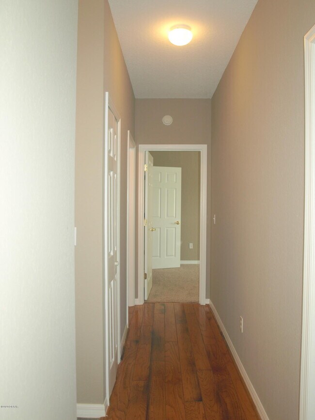 Building Photo - 830 Airport Rd