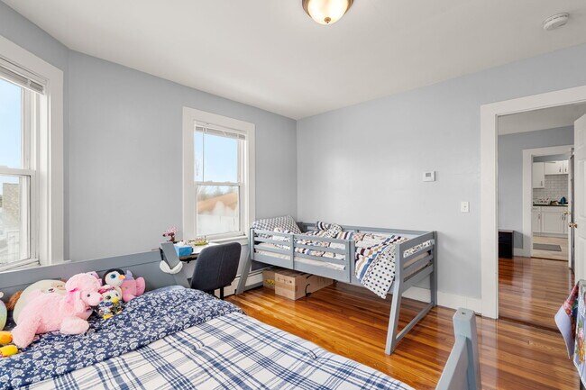 Building Photo - 20-22 Highview St