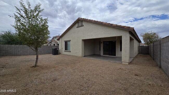 Building Photo - 25805 W Dunlap Rd