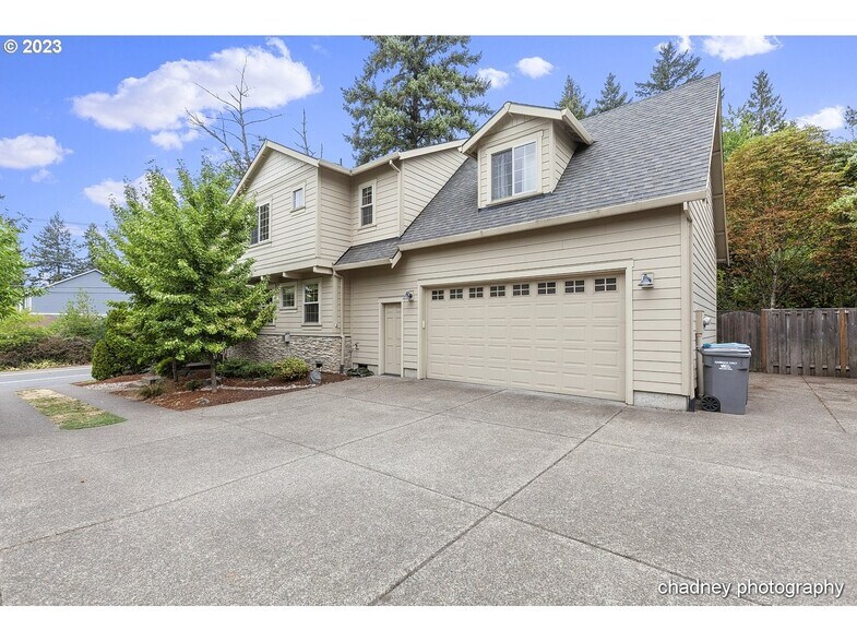 Building Photo - 5406 SW Taylors Ferry Rd