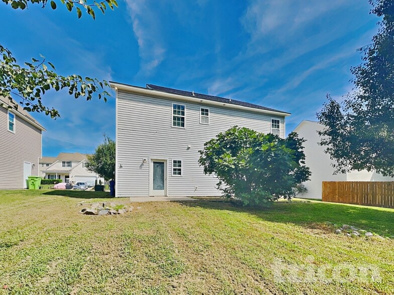 Building Photo - 7021 Paint Rock Ln