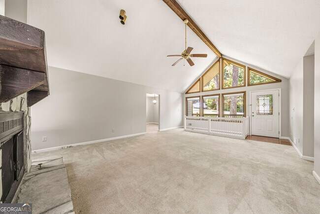 Building Photo - 4741 N Springs Rd NW