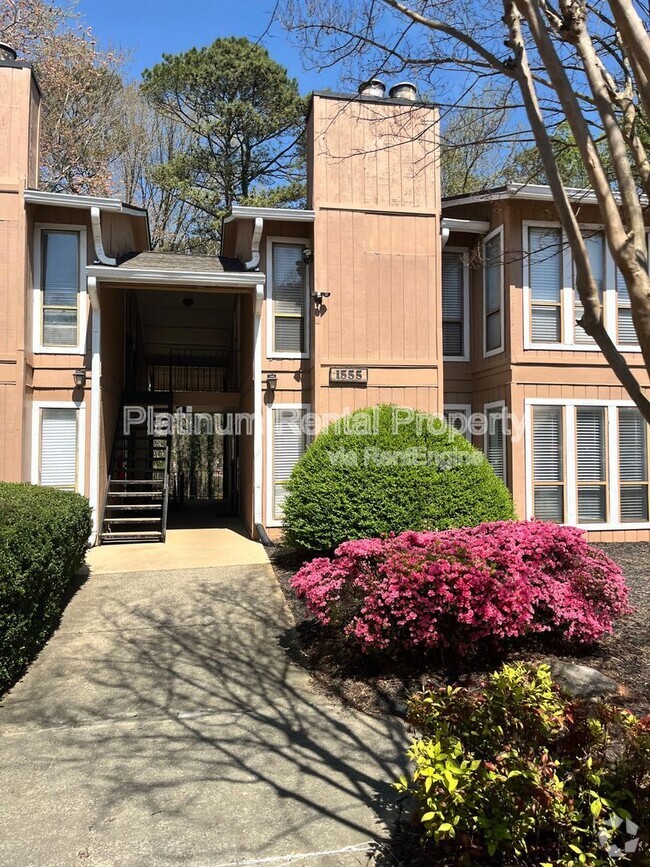 Building Photo - 1555 Terrell Mill Pl SE