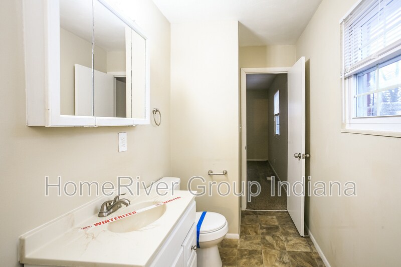 Building Photo - 12209 Dunbar Cir N
