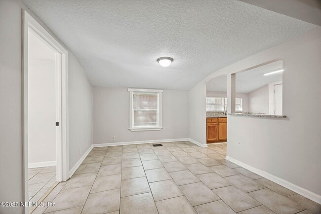 Building Photo - 3502 Fleet St