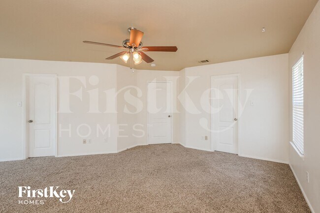 Building Photo - 10636 Winding Passage Way