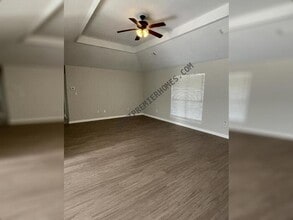 Building Photo - 3309 Arkansas Dr