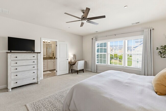 Building Photo - 5917 Glen Willow Wy