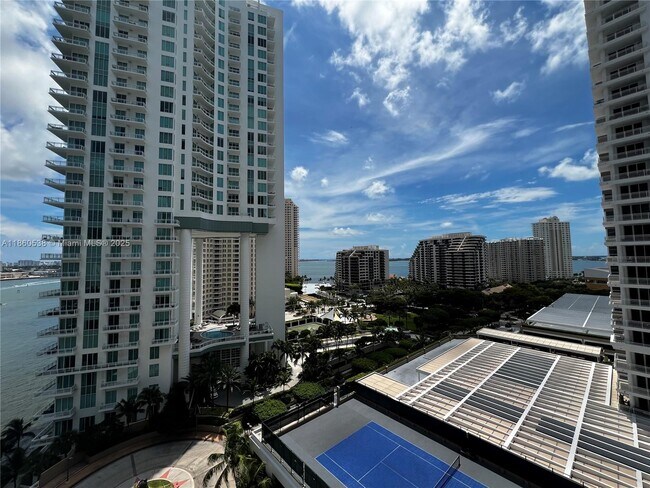Building Photo - 901 Brickell Key Blvd