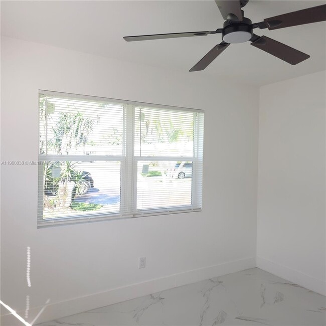 Building Photo - 4404 NW 46th Way