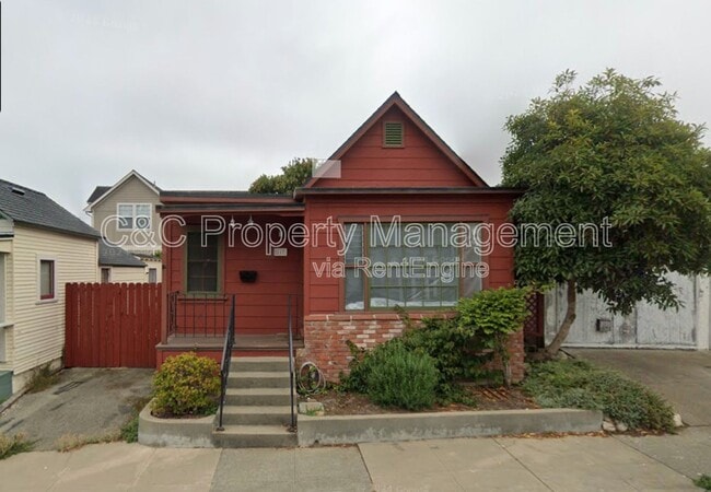 Building Photo - 117 19th St