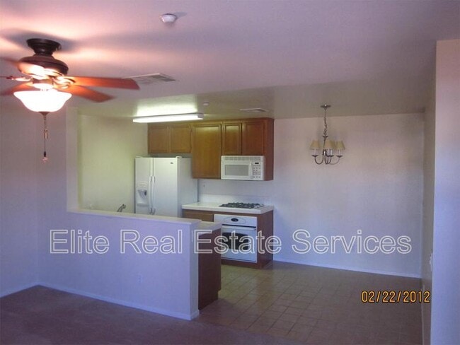 Building Photo - 9728 Marilla Dr