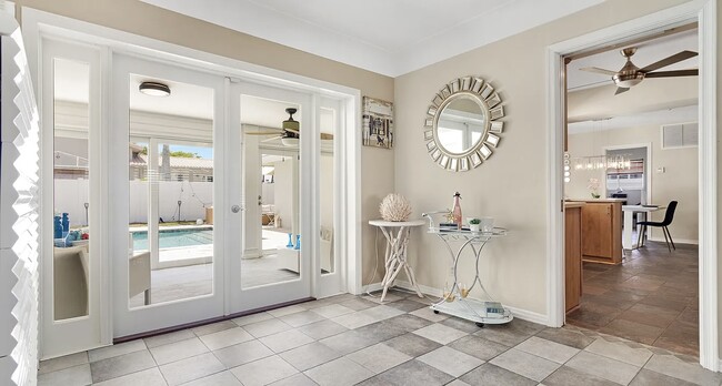 Building Photo - 4946 Glenn Pine Ln