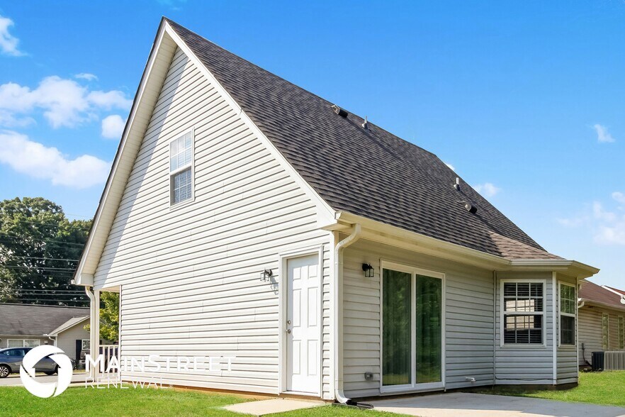 Building Photo - 3429 Tinley Park Dr
