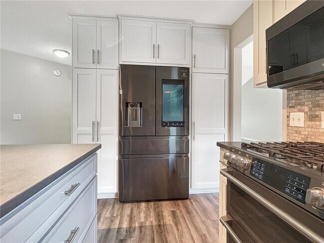 Building Photo - 15612 Canyon Ridge
