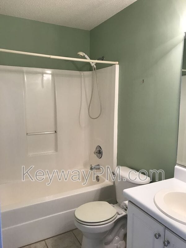 Building Photo - 2002 Caton Dr