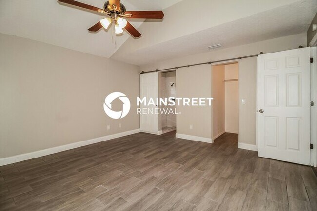 Building Photo - 3 Bedroom Pet-Friendly Home in LONGWOOD, F...