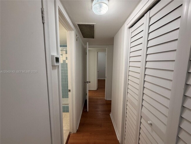 Building Photo - 3301 Spanish Moss Terrace